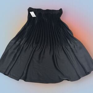 Elegant Black Pleated Satin Skirt Women’s Large